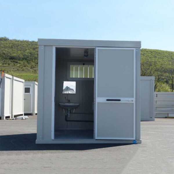 Blocco sanitario pmr nuovo con wc pmr e lavabo pmr